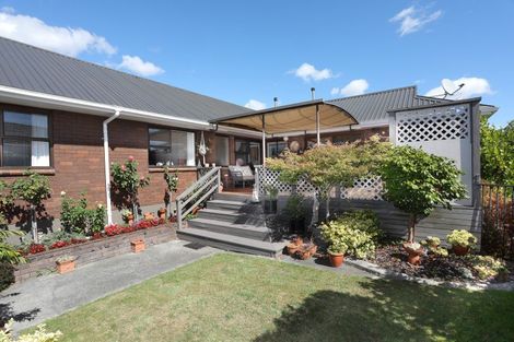 Photo of property in 19 Park View Avenue, Feilding, 4702