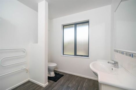 Photo of property in 47 Shearwater Drive, Woolston, Christchurch, 8023