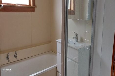 Photo of property in 15 Herald Terrace, Berhampore, Wellington, 6023