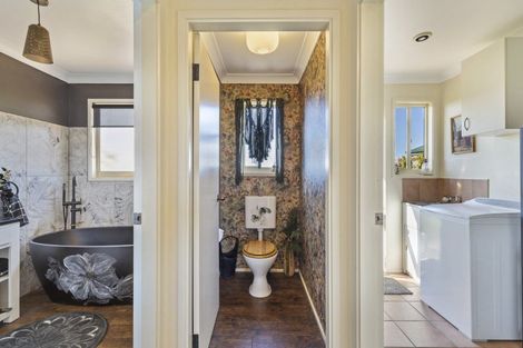 Photo of property in 615 Wortley Road, Waiongana, Inglewood, 4389