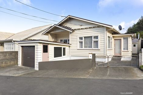 Photo of property in 36 Brighton Street, Island Bay, Wellington, 6023