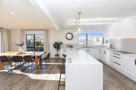 Photo of property in 54 Regency Crescent, Redwood, Christchurch, 8051