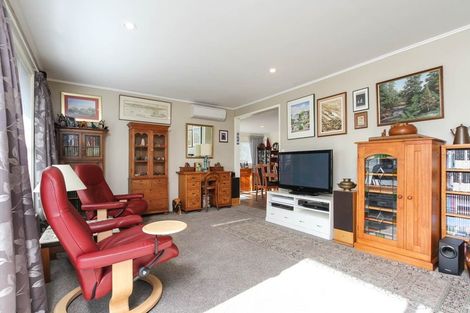Photo of property in 48 Scott Avenue, Mangere Bridge, Auckland, 2022