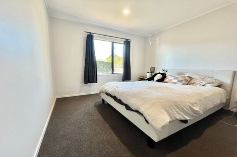 Photo of property in 102 Sandspit Road, Waiuku, 2123