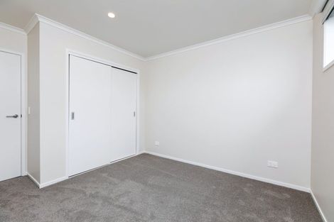 Photo of property in 8 Henui Street, Strandon, New Plymouth, 4312