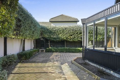 Photo of property in 3/48 Mcfaddens Road, St Albans, Christchurch, 8052