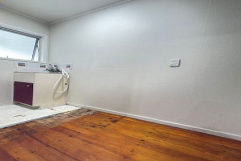 Photo of property in 418a West Coast Road, Glen Eden, Auckland, 0602