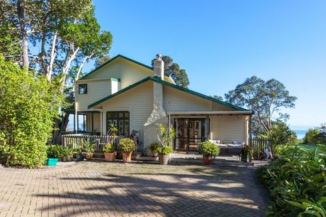 Photo of property in 264 Thames Coast Sh25 Road, Thornton Bay, Thames, 3575