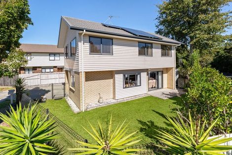 Photo of property in 19 Titch Place, Glen Eden, Auckland, 0602