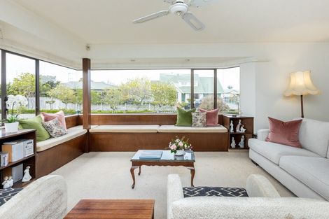 Photo of property in 59 Auckland Road, Greenmeadows, Napier, 4112