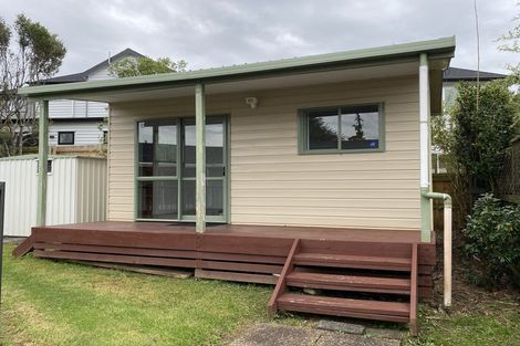 Photo of property in 4 Glenmore Road, Sunnyhills, Auckland, 2010