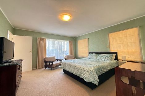 Photo of property in 7 Sanctuary Point, Sunnyhills, Auckland, 2010
