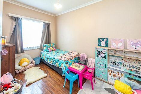 Photo of property in 53 Thatcher Street, Castlecliff, Whanganui, 4501