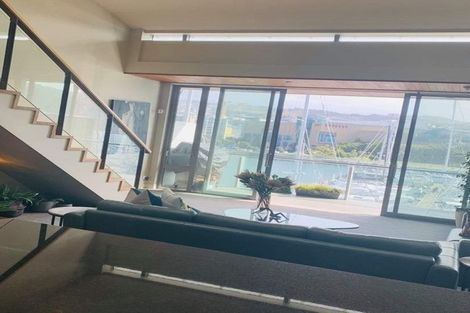Photo of property in Clyde Quay Wharf, 3b/5 Clyde Quay Wharf, Te Aro, Wellington, 6011