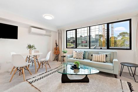 Photo of property in 83m Hill Street, Thorndon, Wellington, 6011