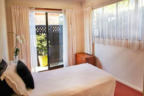 Photo of property in 16 Red Hibiscus Road, Stanmore Bay, Whangaparaoa, 0932