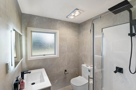 Photo of property in 11 Redwood Drive, Massey, Auckland, 0614