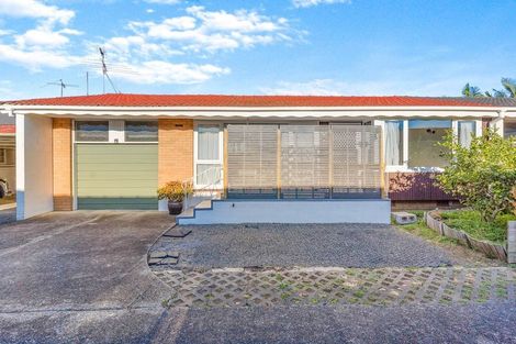 Photo of property in 2/10 Omana Road, Papatoetoe, Auckland, 2025