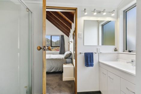 Photo of property in 34 Peterhouse Street, Tawa, Wellington, 5028