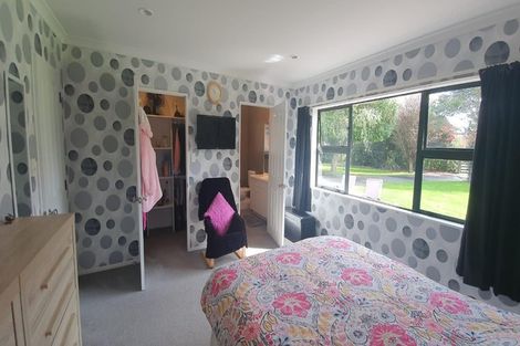 Photo of property in 125 Wells Place, Cambridge, 3493