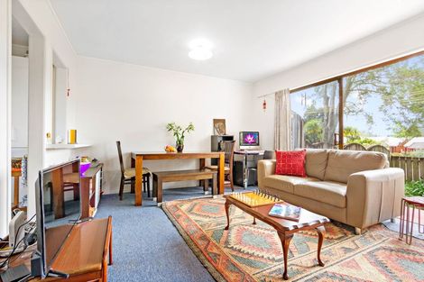 Photo of property in 7/18 Seabrook Avenue, New Lynn, Auckland, 0600