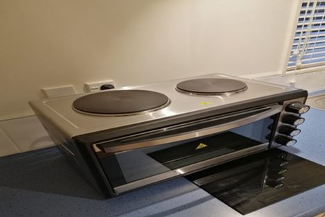 Photo of property in 26 Arran Road, Browns Bay, Auckland, 0630