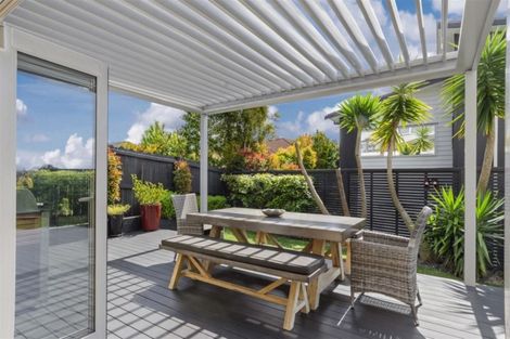Photo of property in 131 Kowhai Road, Mairangi Bay, Auckland, 0630