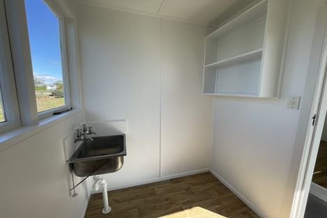 Photo of property in 8 Kelvin Place, Westown, New Plymouth, 4310