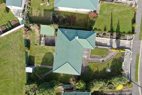 Photo of property in 8 Oxford Street, Holmes Hill, Oamaru, 9401