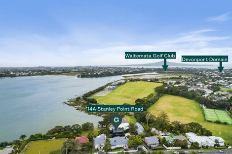 Photo of property in 14a Stanley Point Road, Stanley Point, Auckland, 0624