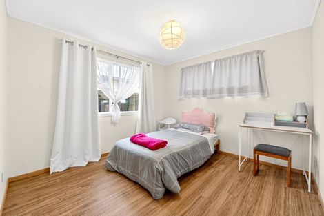 Photo of property in 3 Feist Street, Carterton, 5713