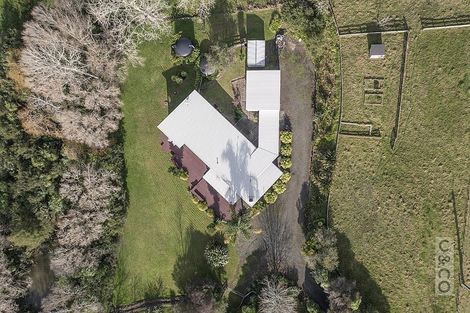 Photo of property in 8 Pineview Lane, Helensville, 0875