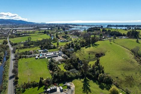 Photo of property in 16 School Road, Lower Moutere, Upper Moutere, 7175