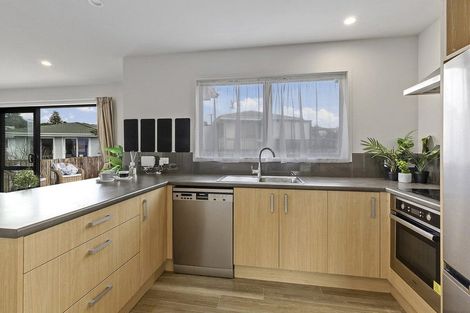 Photo of property in 6a Matatiro Street, Titahi Bay, Porirua, 5022