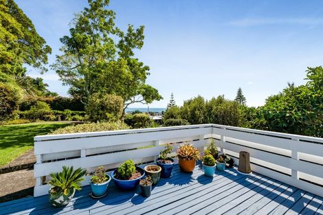 Photo of property in 10 Lawry Street, Moturoa, New Plymouth, 4310