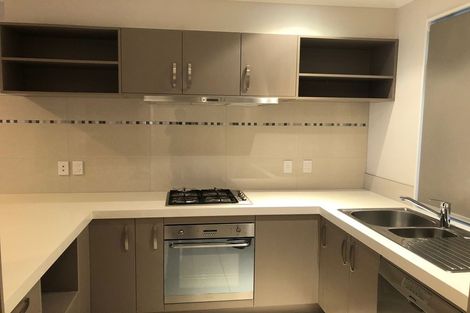 Photo of property in 96 Flat Bush School Road, Flat Bush, Auckland, 2019