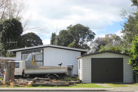Photo of property in 39 College Road, Edgecumbe, 3120