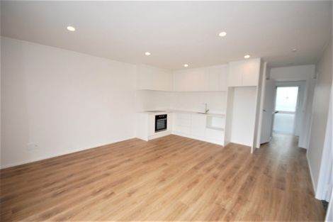 Photo of property in 2/52 Cherry Road, Bucklands Beach, Auckland, 2014