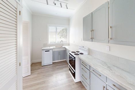 Photo of property in 21 Victoria Street, Levin, 5510