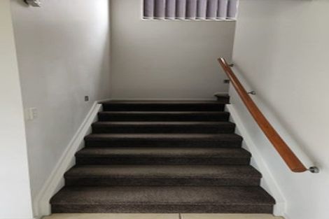 Photo of property in 11 Heidi Crescent, Flat Bush, Auckland, 2016