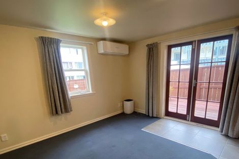 Photo of property in 60 Austin Street, Mount Victoria, Wellington, 6011