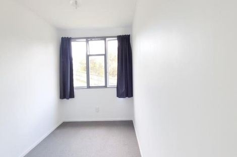 Photo of property in 8 Granby Place, Westown, New Plymouth, 4310