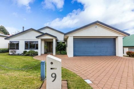 Photo of property in 9 Robinson Terrace, Rangatira Park, Taupo, 3330