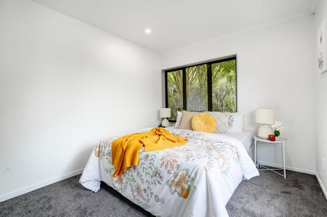 Photo of property in 17 Edgewood Way, Henderson, Auckland, 0612