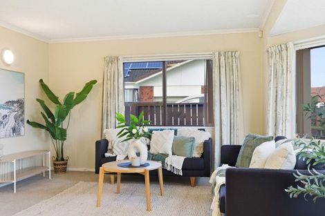 Photo of property in 6a Compton Place, Mount Maunganui, 3116