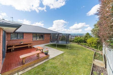 Photo of property in 30 Logan Way, Kelvin Grove, Palmerston North, 4414