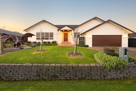 Photo of property in 17 Strathconnan Court, Rototuna, Hamilton, 3210