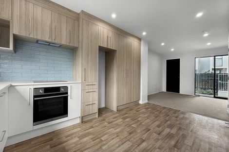 Photo of property in 5 Tima Lane, Mangere Bridge, Auckland, 2022