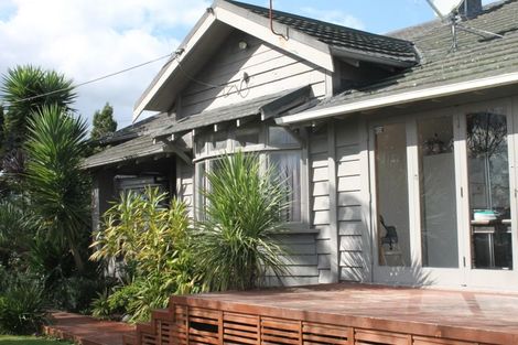 Photo of property in 1 Boundary Road, Opaheke, Papakura, 2113