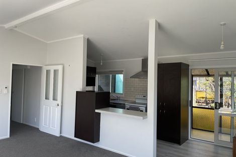 Photo of property in 2/18 Holsworthy Road, Lower Vogeltown, New Plymouth, 4310